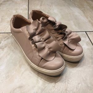Ruffle sneakers